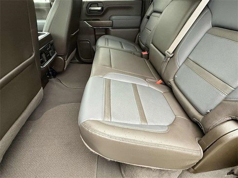 Certified 2023 GMC Sierra 2500 Denali w/ Denali Ultimate Package image 11