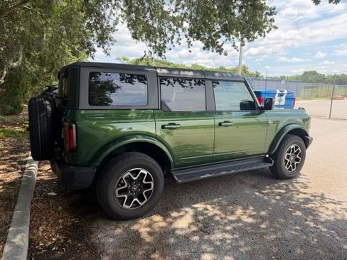 Used 2025 Ford Bronco Outer Banks AWD/4WD image 3