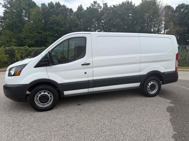 Used 2016 Ford Transit 150 130 Low Roof RWD image 8