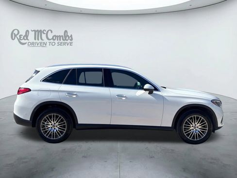 Used 2025 Mercedes-Benz GLC 300 image 6