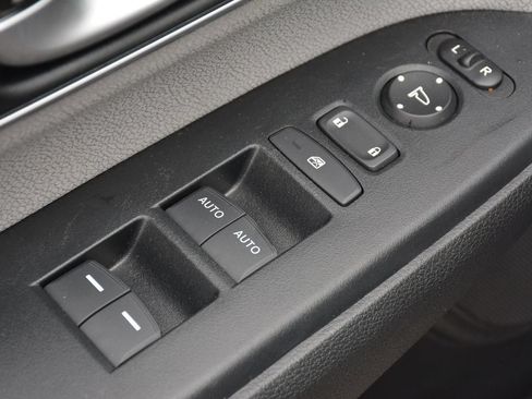 Used 2022 Honda CR-V EX image 10