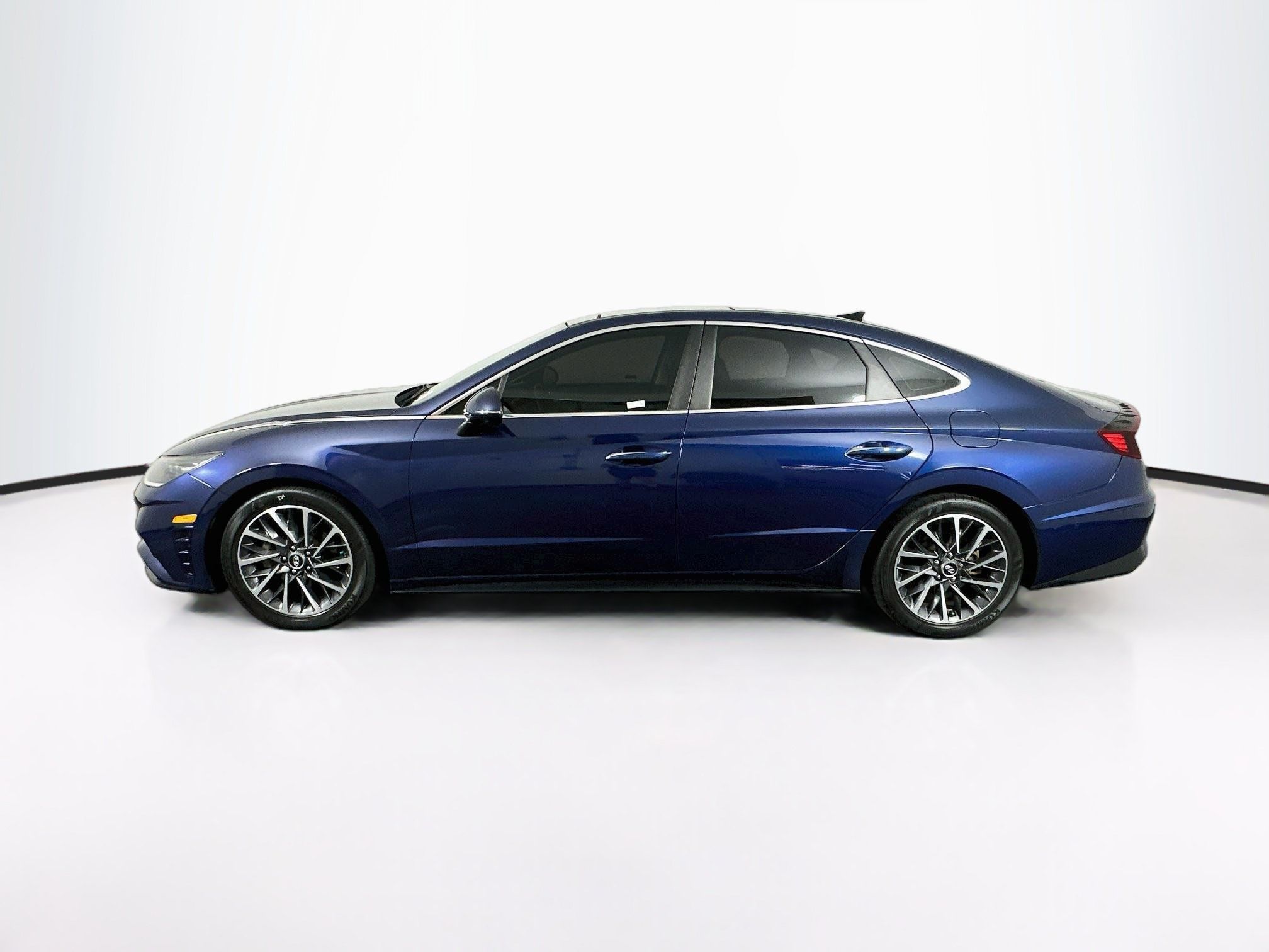 Used 2020 Hyundai Sonata Limited FWD image 4
