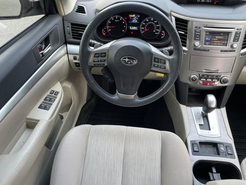 Used 2014 Subaru Legacy 2.5i Premium image 12