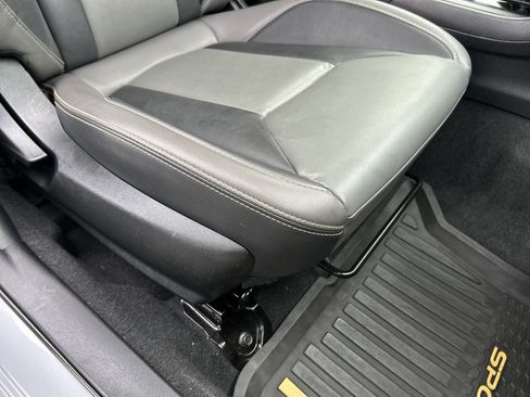 Used 2021 Subaru Crosstrek 2.5i Sport w/ Moonroof Package image 14