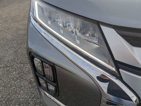 Used 2025 Mitsubishi Outlander Sport ES image 10