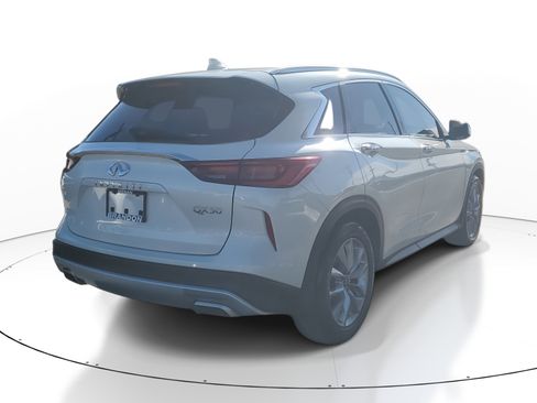 Used 2022 INFINITI QX50 Luxe image 7