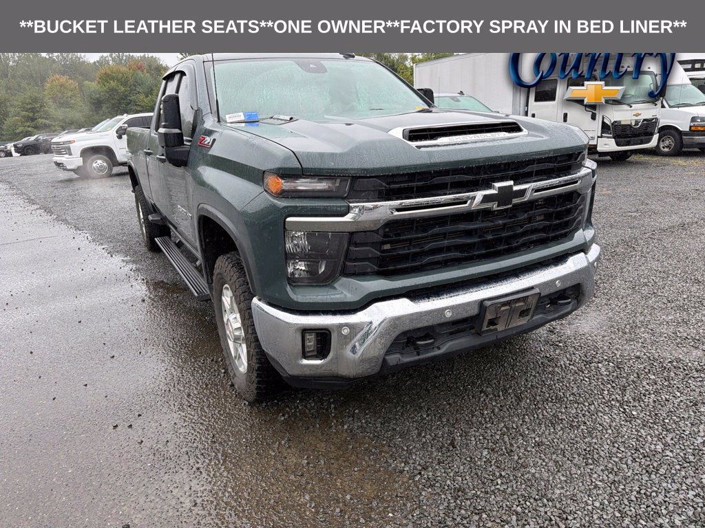 Used 2025 Chevrolet Silverado 2500 LT w/ All Star Edition AWD/4WD image 1