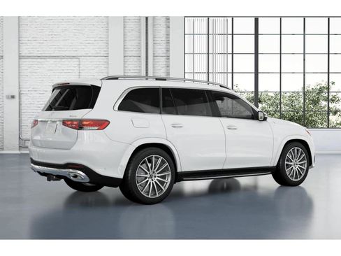 New 2026 Mercedes-Benz GLS 580 4MATIC image 19