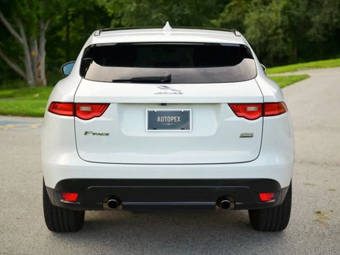 Used 2018 Jaguar F-PACE Premium AWD/4WD image 16