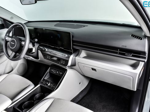 Used 2024 Hyundai Kona SE FWD image 22