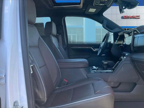 Used 2025 GMC Sierra 1500 Denali w/ Technology Package image 30