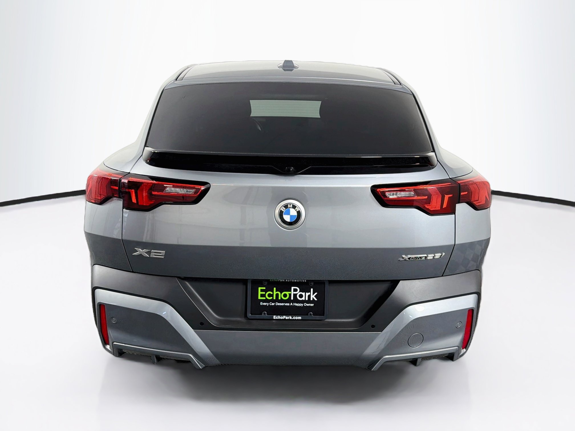 Used 2025 BMW X2 xDrive28i AWD/4WD image 7