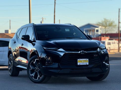 Used 2022 Chevrolet Blazer RS image 2