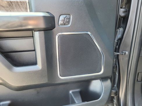 Used 2019 Ford F250 Lariat w/ Lariat Ultimate Package AWD/4WD image 22