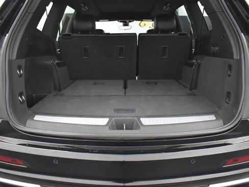 Used 2020 Cadillac XT6 Premium Luxury image 34