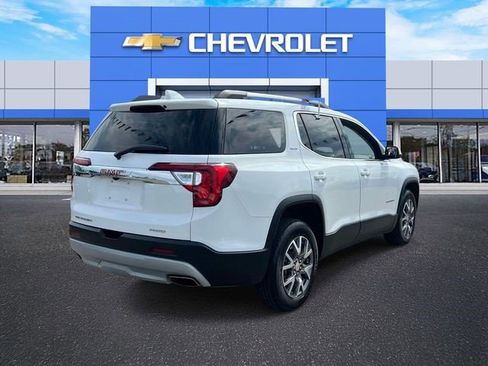 Certified 2023 GMC Acadia SLT w/ Preferred Package AWD/4WD image 6