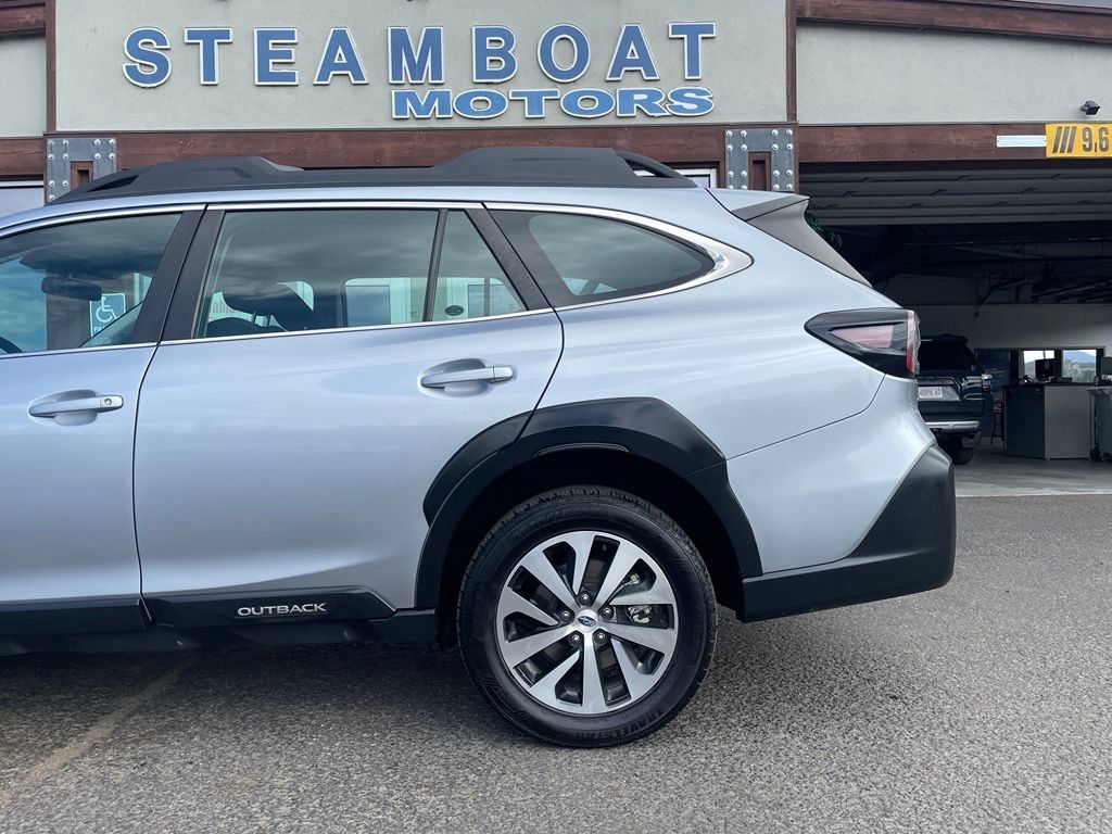 Used 2024 Subaru Outback AWD/4WD image 4