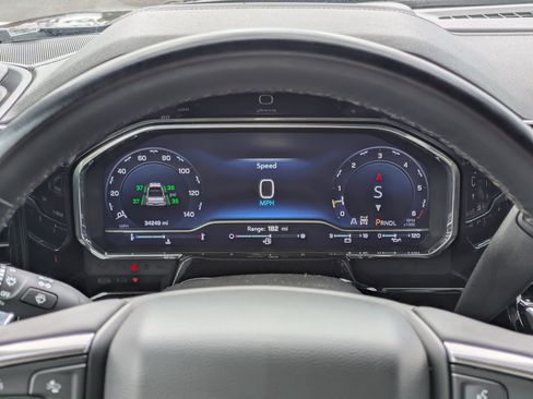 Used 2024 Chevrolet Silverado 1500 LT image 23