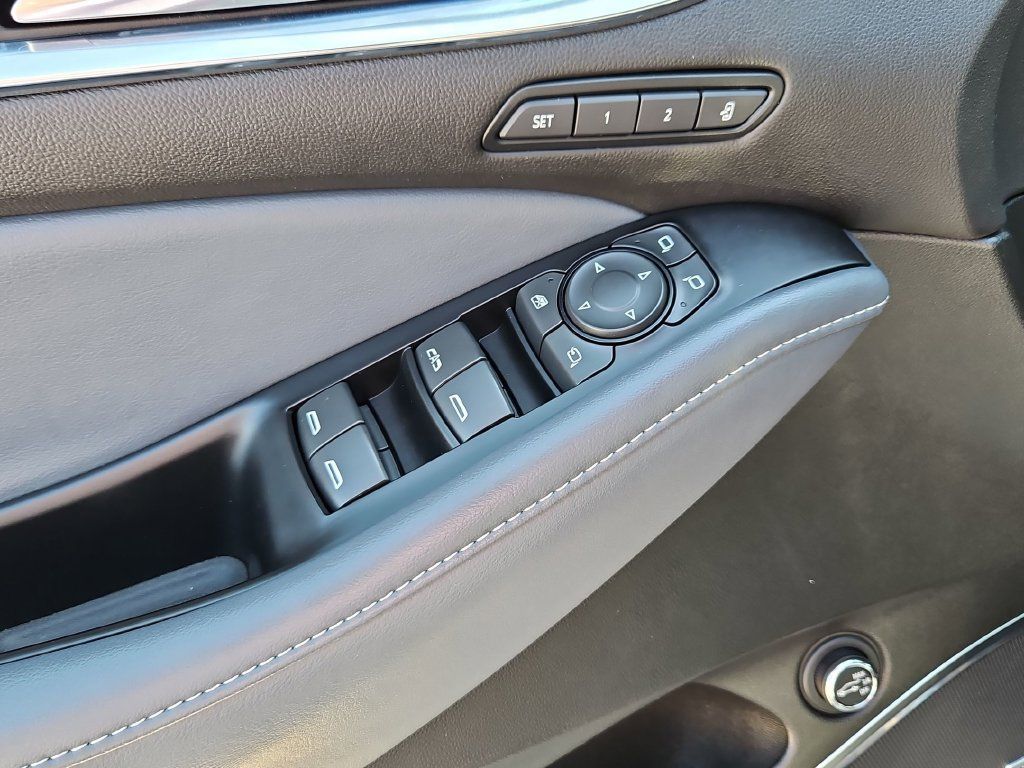 Used 2024 Buick Enclave Premium FWD image 12