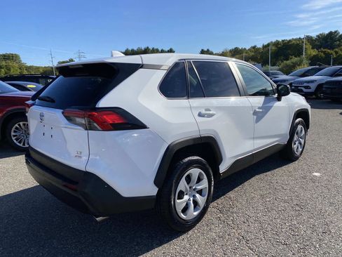 Used 2024 Toyota RAV4 LE image 3