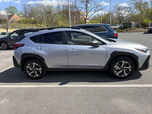 Certified 2024 Subaru Crosstrek 2.0i Premium image 2
