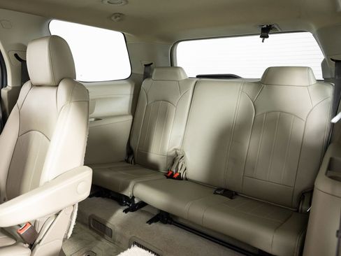 Used 2015 GMC Acadia Denali image 22