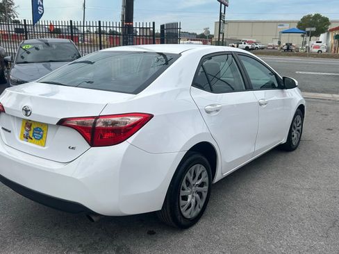 Used 2019 Toyota Corolla L image 5