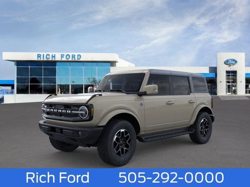New 2025 Ford Bronco Outer Banks AWD/4WD image 1