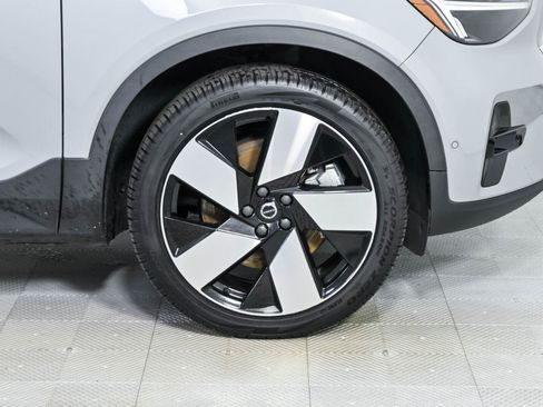 Certified 2024 Volvo C40 P8 Recharge Plus w/ Climate Package AWD/4WD image 37