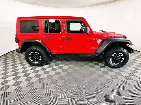 Used 2025 Jeep Wrangler Unlimited Rubicon 4xe w/ Convenience Group image 2