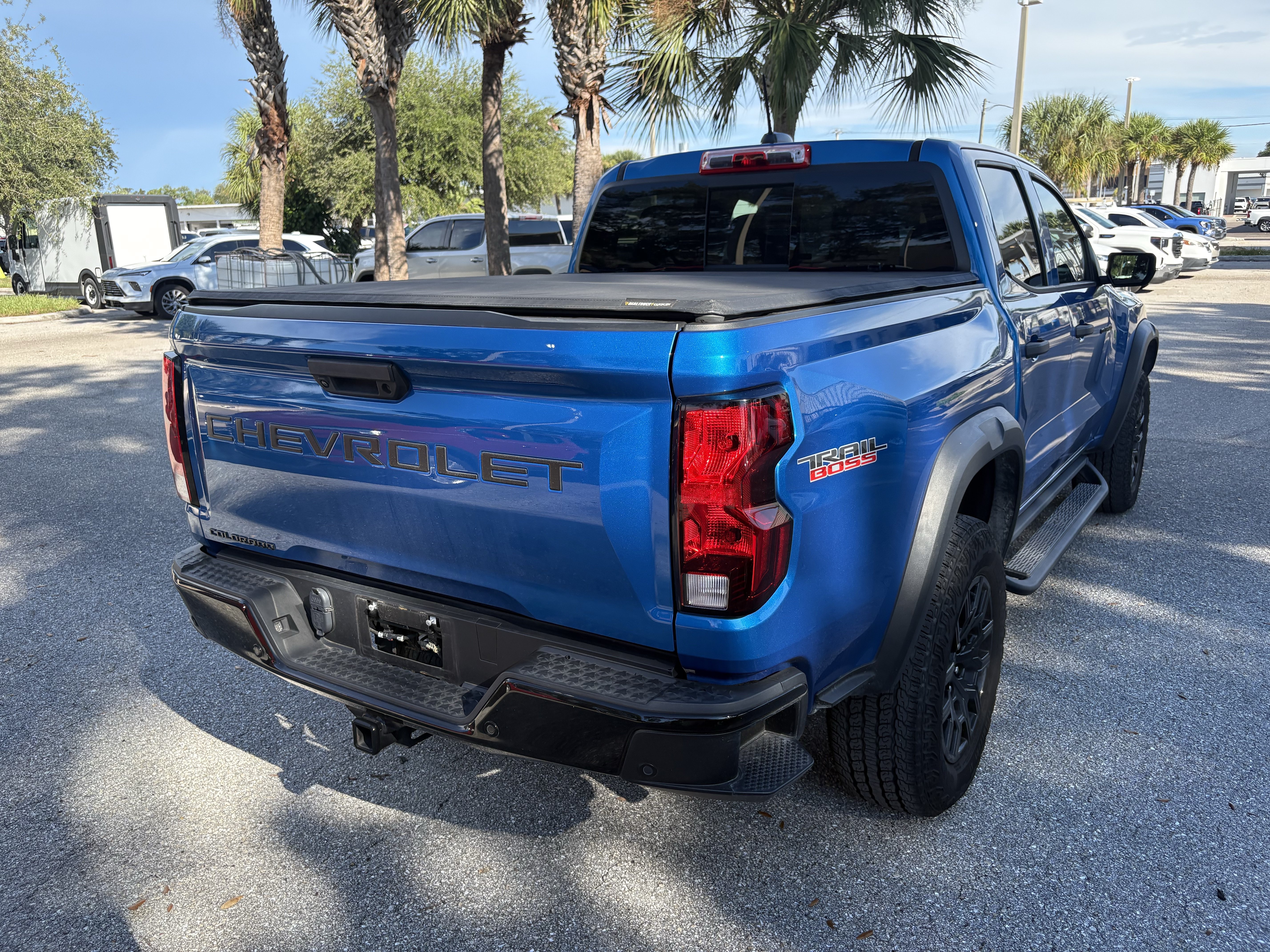 Certified 2024 Chevrolet Colorado Trail Boss w/ Technology Package AWD/4WD image 6