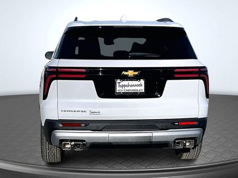 New 2026 Chevrolet Traverse LT w/ Sun and Wheel Package image 4