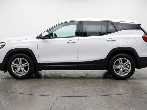 Used 2024 GMC Terrain SLE FWD image 5