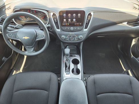 Used 2025 Chevrolet Malibu LS w/ Driver Confidence Package FWD image 30