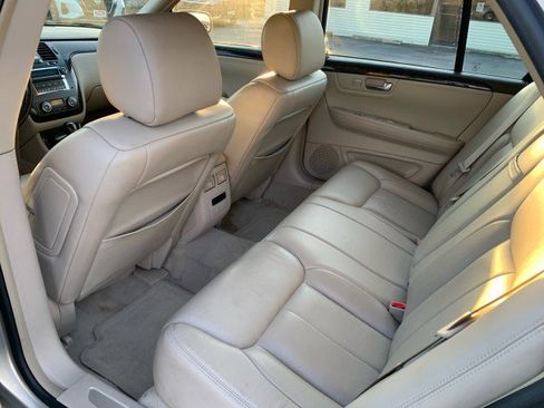 Used 2008 Cadillac DTS 1SH image 11