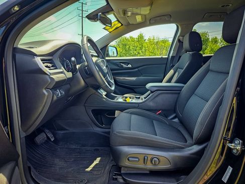 Used 2023 GMC Acadia SLE w/ Driver Convenience Package AWD/4WD image 13