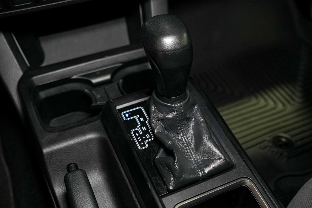 Used 2022 Toyota Tacoma SR RWD image 19