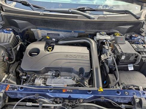 Used 2023 GMC Terrain SLT image 21