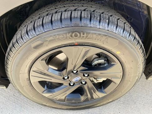 Used 2025 Subaru Crosstrek 2.0i AWD/4WD image 27