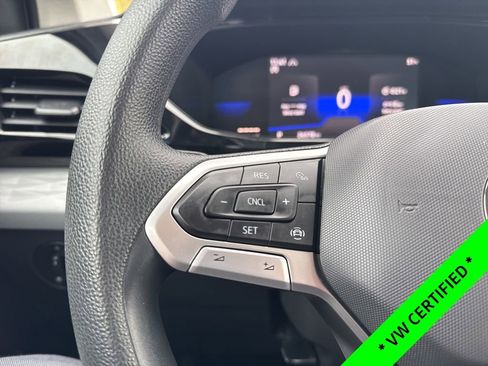 Certified 2022 Volkswagen Taos S image 17