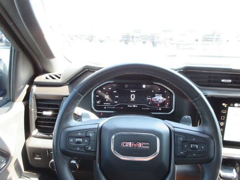 Used 2022 GMC Sierra 1500 AT4 w/ AT4 Premium Package AWD/4WD image 38