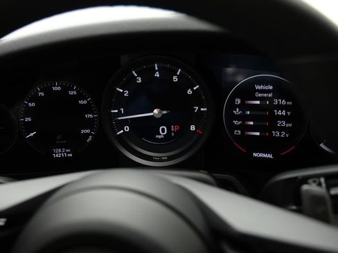 Used 2021 Porsche 911 Carrera S RWD image 19