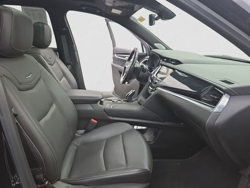 Certified 2023 Cadillac XT6 Premium Luxury w/ Technology Package image 16
