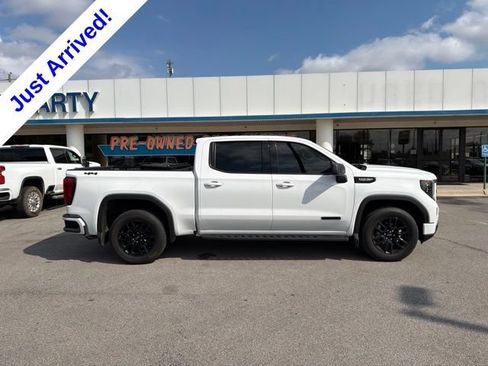 Used 2023 GMC Sierra 1500 Elevation AWD/4WD image 2