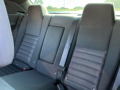 Used 2010 Dodge Challenger R/T w/ Sound Group RWD image 19