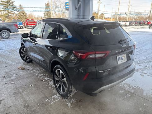 Used 2024 Ford Escape Platinum image 4