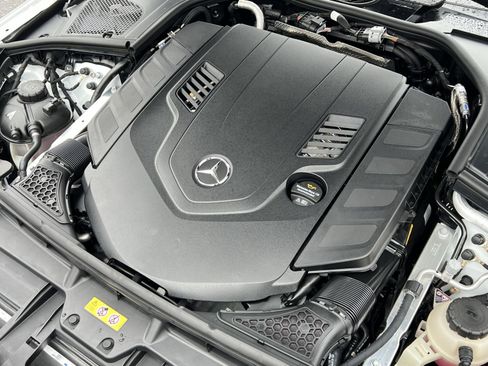 New 2026 Mercedes-Benz S 580 4MATIC Sedan image 27