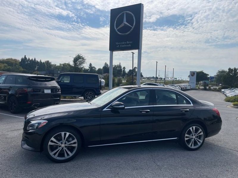 Used 2015 Mercedes-Benz C 300 4MATIC Sedan image 1