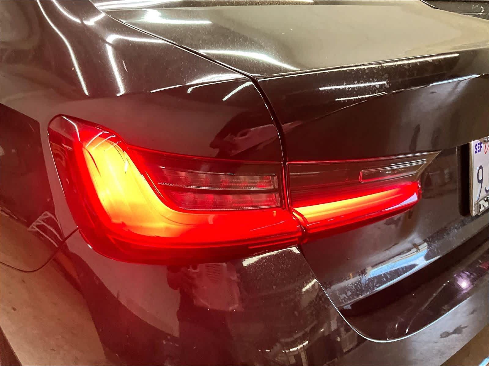 Used 2023 BMW 330i Sedan w/ Driving Assistance Package RWD image 31