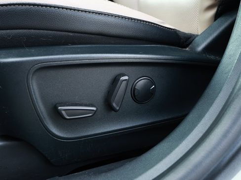 Used 2022 Ford Escape SEL w/ Technology Package FWD image 24